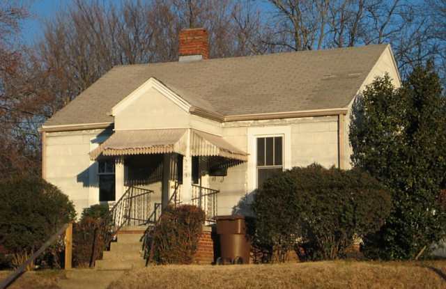 923 Hackett St photos photos