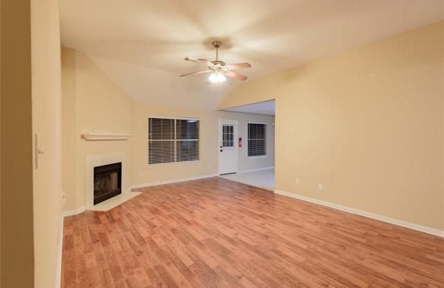 2107 Mountshire Drive Gallery 3