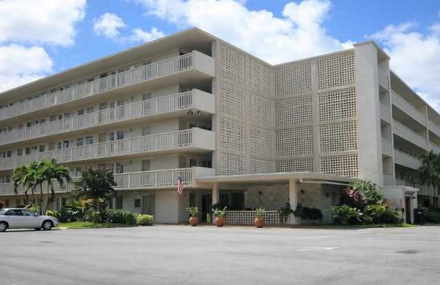 4700 Washington St - 4700 Washington Street, Hollywood, FL 33021