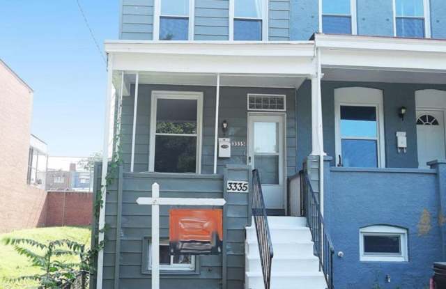 Lovely Hampden EOG 2bd/2ba Rowhome w CAC & W/D! Available 7/15 photos photos
