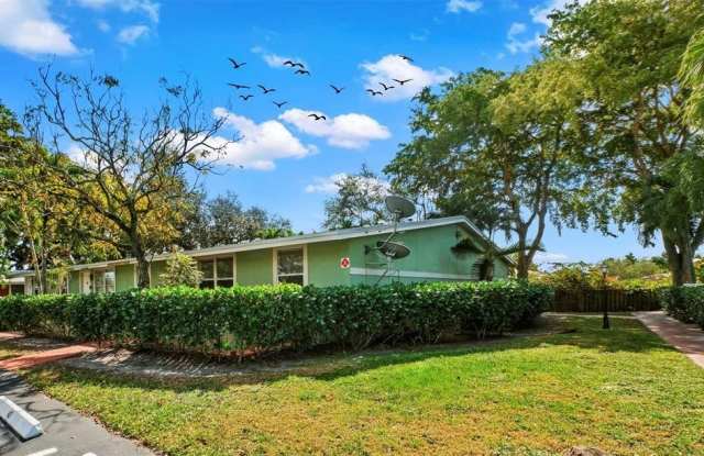 7172 Southgate Blvd photos photos