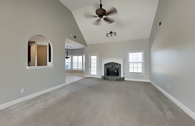 5111 Redcoat Lane Gallery 3