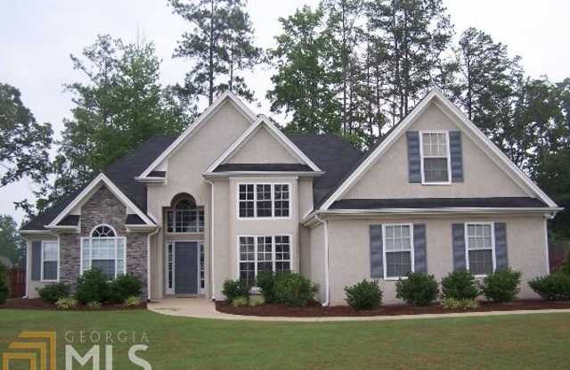 365 Sunderland Cir - 365 Sunderland Circle, Fayetteville, GA 30215