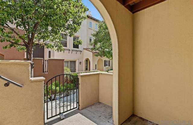 2479 Longstaff Ct Gallery 3