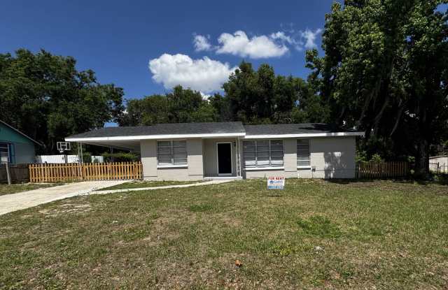 1610 Crest Ave photos photos