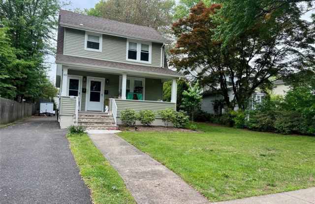 80 3rd Avenue 2 photos photos