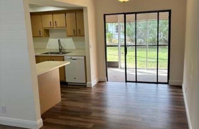 4245 Oak Terrace Drive Gallery 3