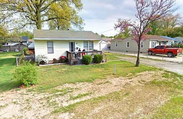 Single Family Home For Rent! - 1816 Culverson Avenue, Evansville, IN 47714