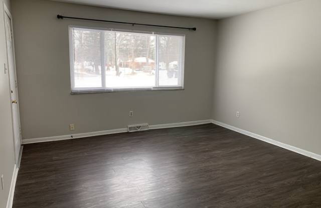1272 North Ridgeview Drive Gallery 4