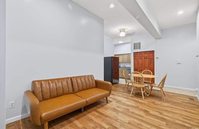 110 W 6th Street - 110 West 6th Street, Bloomington, IN 47404