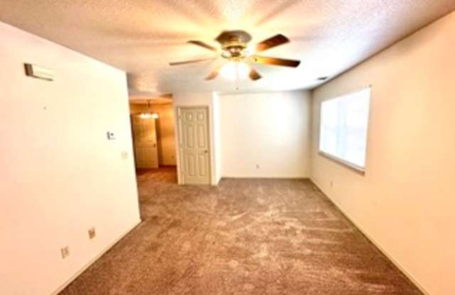 1-Bed/ 1-Bath unit in Beautiful Loma Linda gated Subdivision Deposit-$825/Rent-$825 Gallery 3