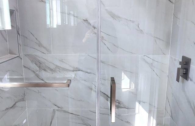 2574 Southern Ave photos photos