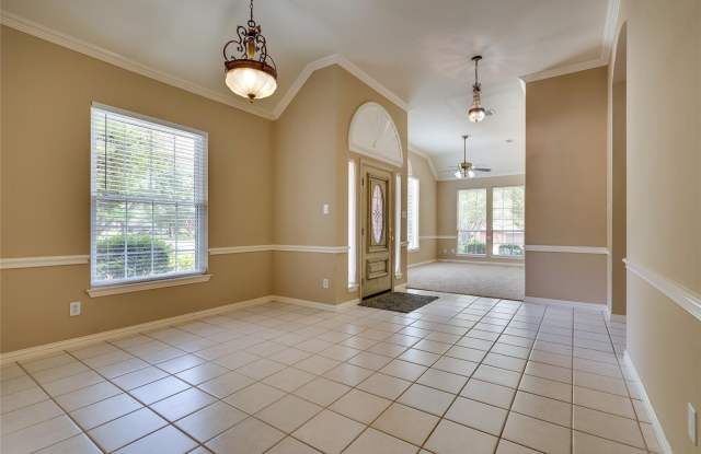 200 Diamond Ridge Drive Gallery 4