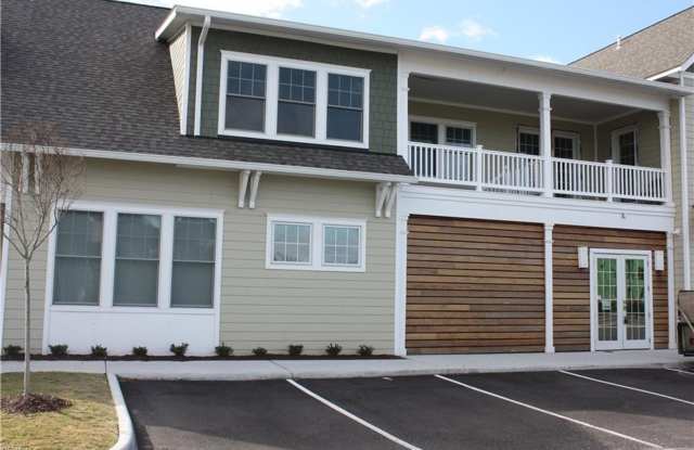 DON'T MISS THIS ADORABLE TWO BEDROOM CLOSE TO THE BEACH! photos photos