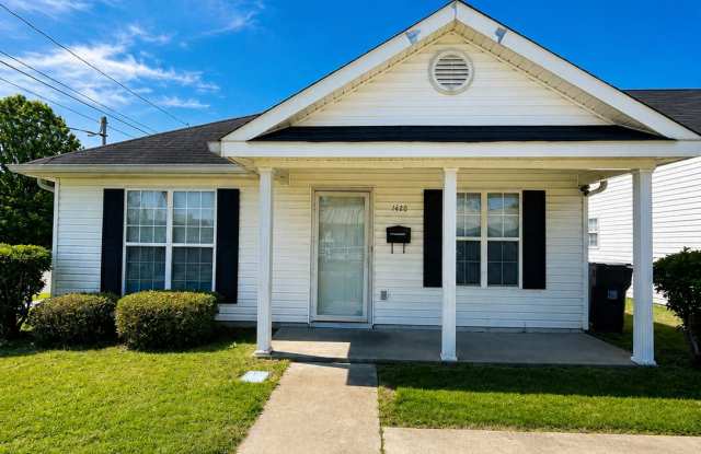 1420 Perry Avenue Gallery 1