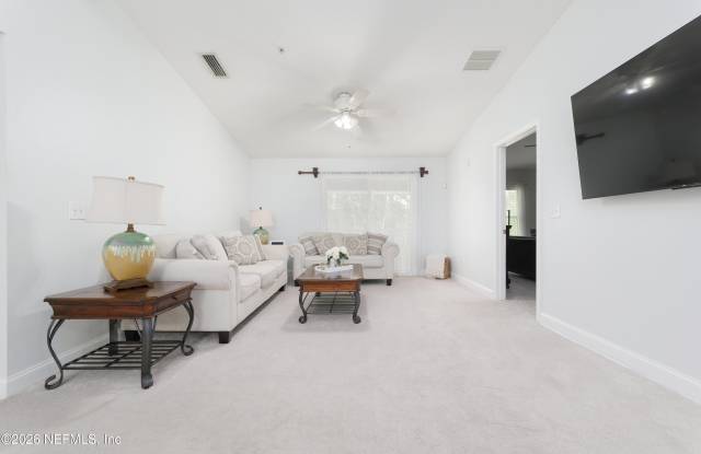 7060 DEER LODGE Circle Gallery 3