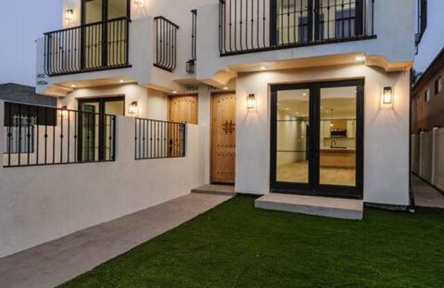 1954 South Garth Avenue photos photos