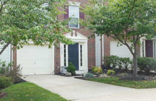 10104 SIR REYNARD LANE - 10104 Sir Reynard Lane, Linton Hall, VA 20136