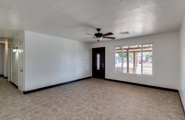 GORGEOUS REMODELED HOME WITH 2 MASTER BEDROOMS - MINUTES FROM ASU! - 1320 West 6th Street, Tempe, AZ 85281