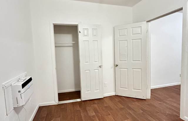 1303 Bell St photos photos