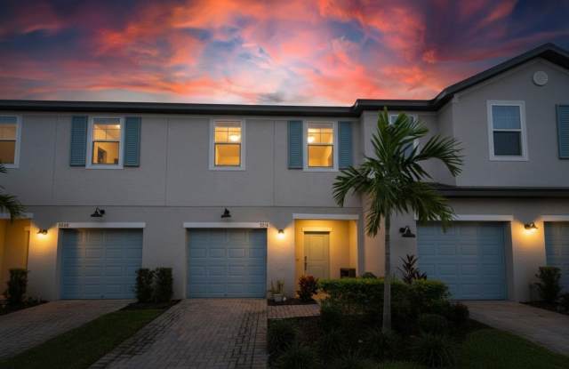 Welcome to the amazing Trevesta community in sunny Palmetto, FL photos photos