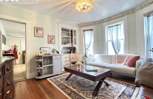 25 Montfern Ave. photos photos