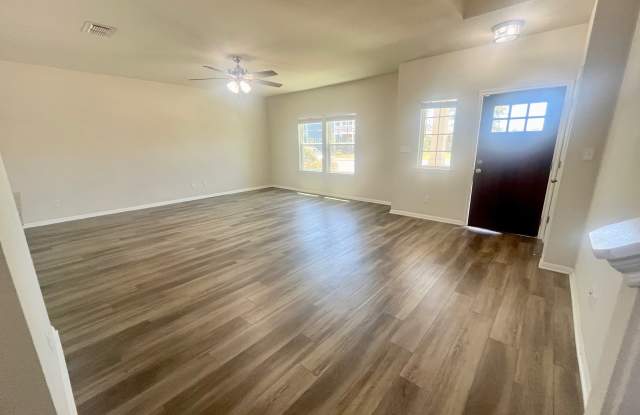 302 Mossycup Drive Gallery 3