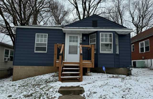 7030 Emma Avenue photos photos