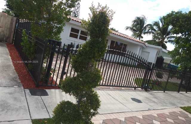 240 NE 27th St photos photos