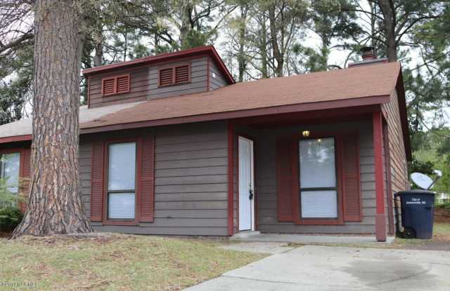 155 Village Circle photos photos