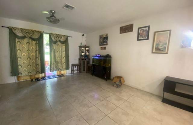 152 Brandol Street, Riviera Beach, FL 33404 Gallery 3