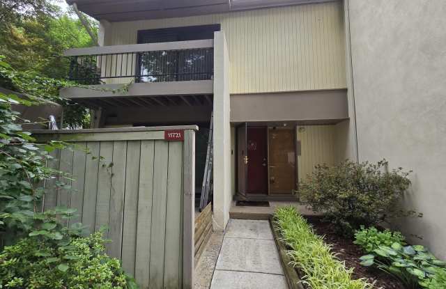 11721 NEWBRIDGE Court photos photos