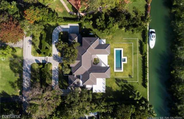 8815 Arvida Dr Gallery 3