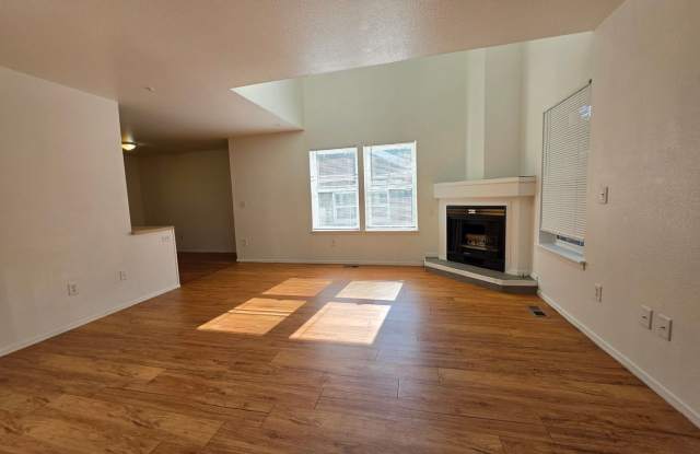 5 Bed On The Hill! Gallery 3