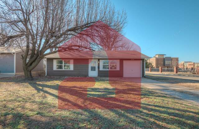 224 West 5th Street - 224 West 5th Street, Edmond, OK 73003