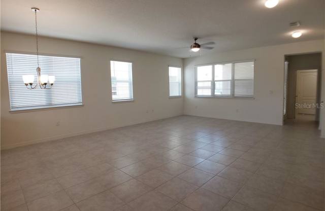 6019 SAVANNA OAK ALLEY Gallery 2