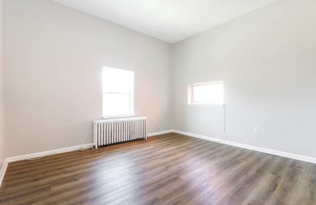 215 High Street - 2A Gallery 4