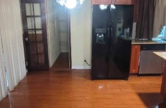 2624 Royal Ann Dr Gallery 4