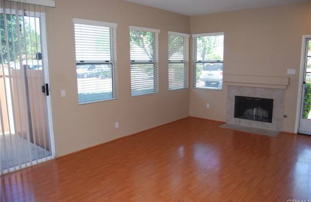 268 California Court Gallery 4