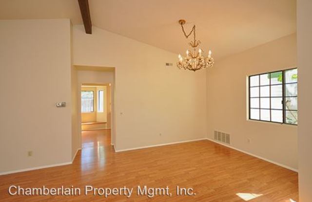 2692 Medford Court Gallery 4