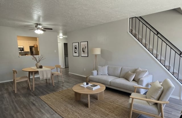 Meadowlark Apartments & Townhomes Gallery 3
