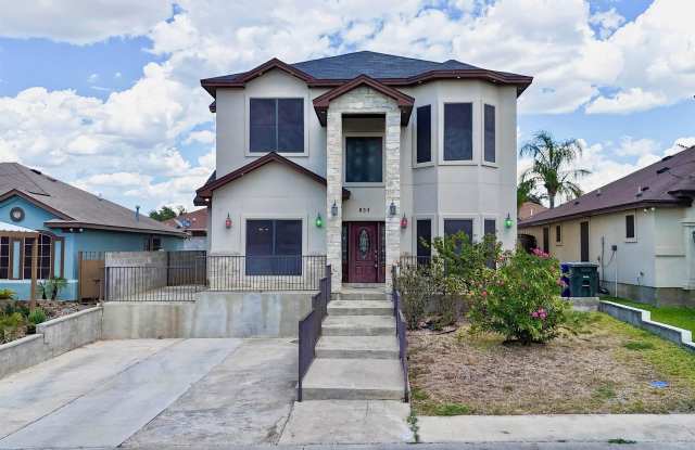 833 George Read Dr photos photos
