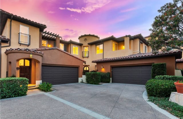 33 Terraza Drive - 33 Terraza Drive, Newport Beach, CA 92657