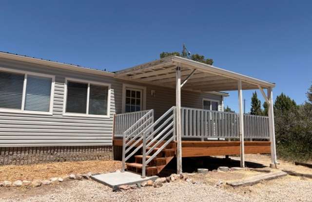 Private 20‑Acre Retreat with Equestrian Access photos photos