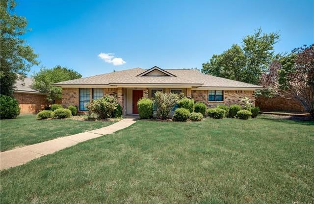 7824 Roberta Drive - 7824 Roberta Drive, Plano, TX 75025