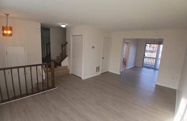 103 Joyceton Terrace photos photos