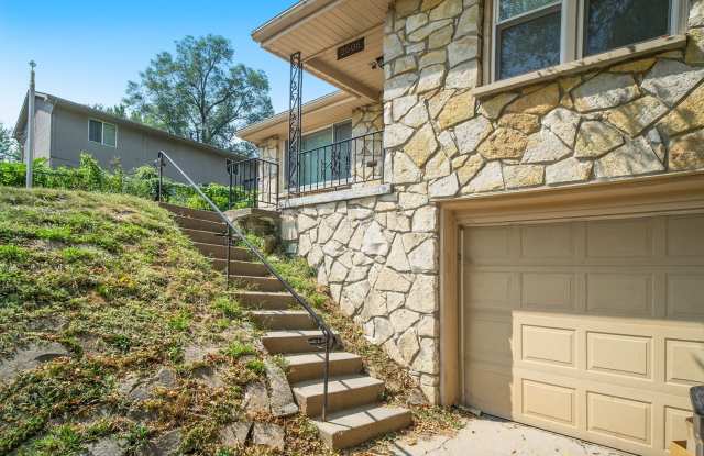 Updated 3 Bedroom Benson Home photos photos