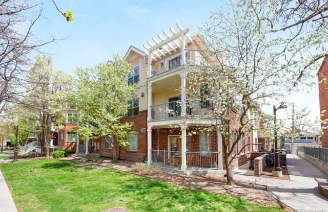 1560 N Milwaukee St photos photos