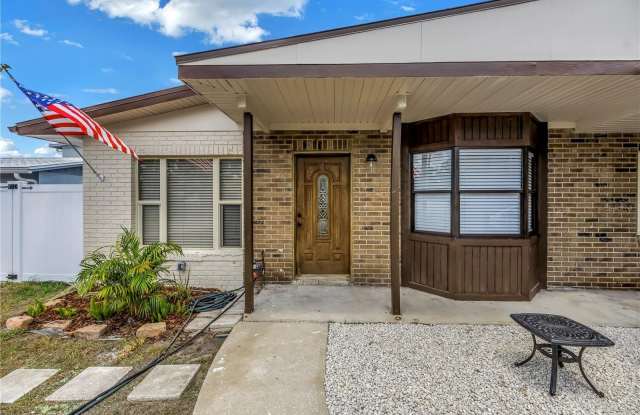 8607 MAY CIRCLE photos photos