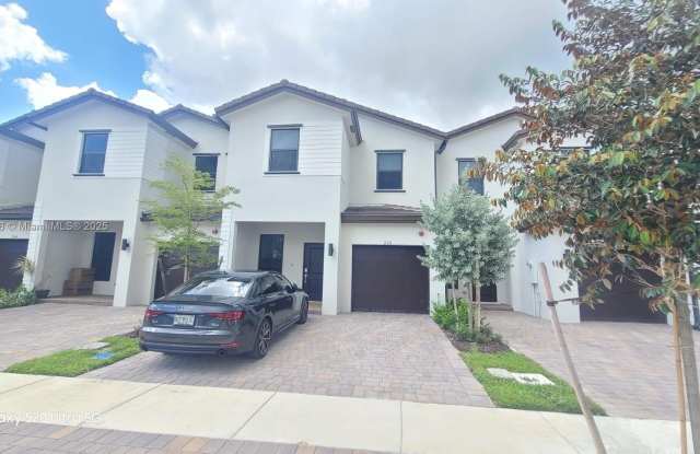 226 SW 159th Ct photos photos